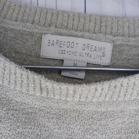 Barefoot Dreams Cozy Chic Ultra Lite Sweater Size M - Picture 8 of 14